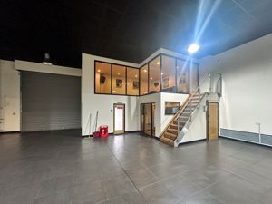 Photo 20- click for photo gallery